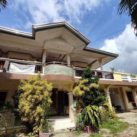Riverside At Aninuan Accommodation And Food Puerto Galera Exterior foto