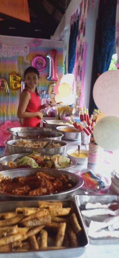 Riverside At Aninuan Accommodation And Food Puerto Galera Exterior foto