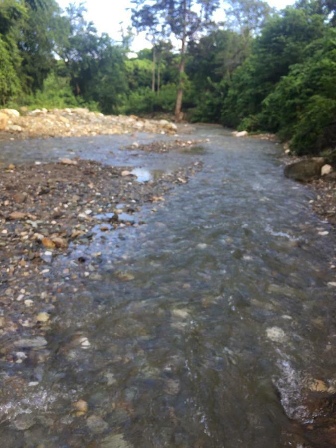 Riverside At Aninuan Accommodation And Food Puerto Galera Exterior foto
